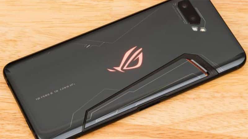 ASUS、12GB RAMと6,000mAhバッテリーを搭載したROG Phone 2を発表